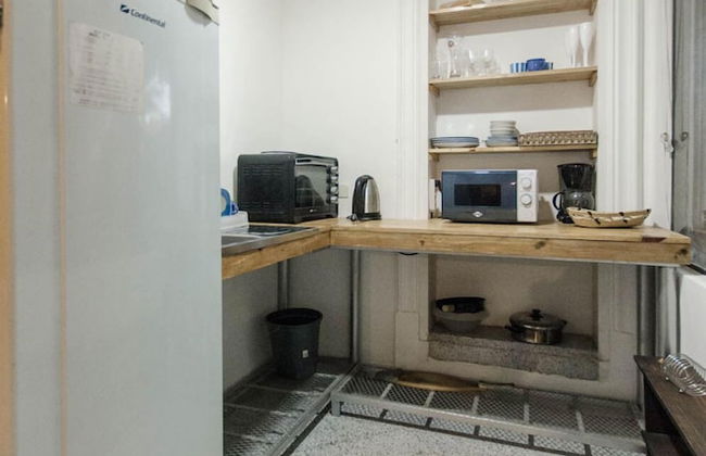 Cozy Studios near Shopping del Sol - Photo 17