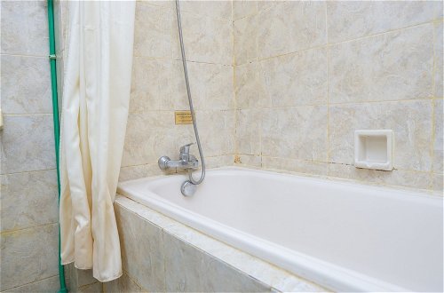Foto 29 - 2BR Galeri Ciumbuleuit Apartment with Private Bathtub