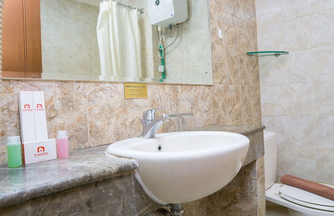 2BR Apartment with Private Bathtub at Galeri Ciumbuleuit 1 - Foto 32