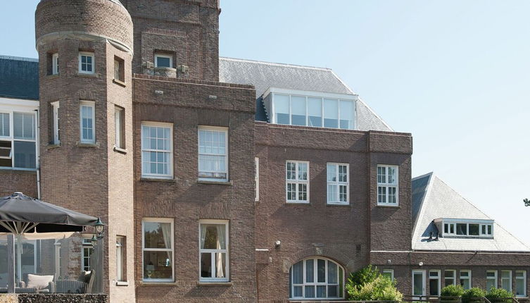 Photo 1 - Holiday Home in Bergen aan Zee With Sea View