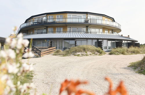 Photo 25 - Modern Suites Near Beach