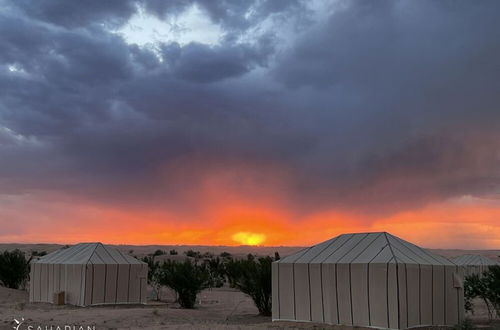 Photo 9 - Room in Bungalow - Splendid Desert Saharian Luxury Camp in Quiet and Idyllic Sand Dunes