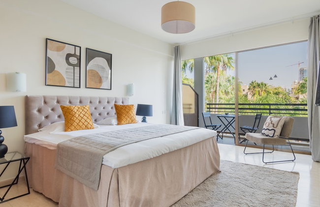 1 Bedroom Apartment With Balcony and Garden-view - Foto 2