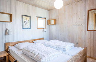 Photo 2 - 6 Person Holiday Home in Hvide Sande