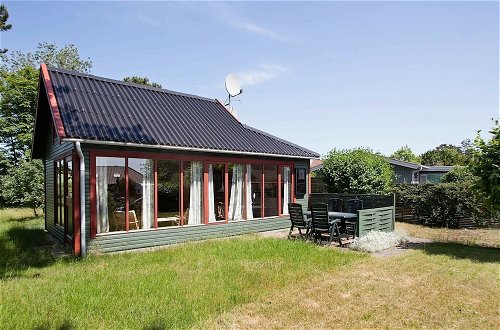 Foto 1 - 6 Person Holiday Home in Store Fuglede