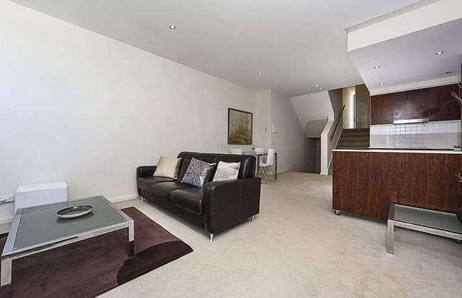 Accommodate Canberra - Metropolitan - Photo 13