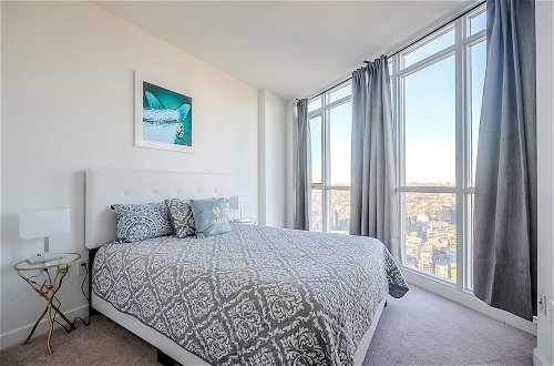 Photo 45 - GLOBALSTAY. Elegant Downtown Apartments