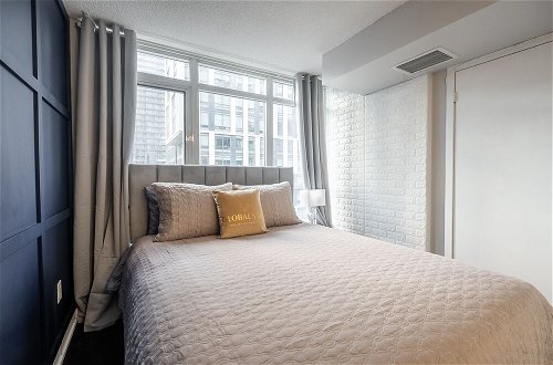 Photo 49 - GLOBALSTAY. Elegant Downtown Apartments