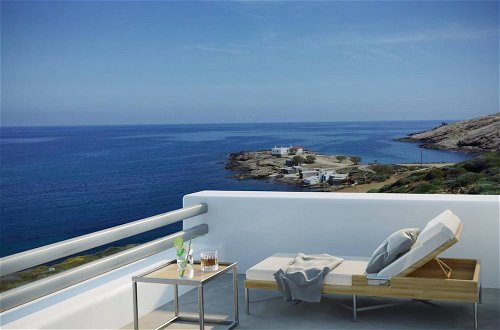 Photo 1 - Mykonos Big Blue Villas & Suites At The Seaside