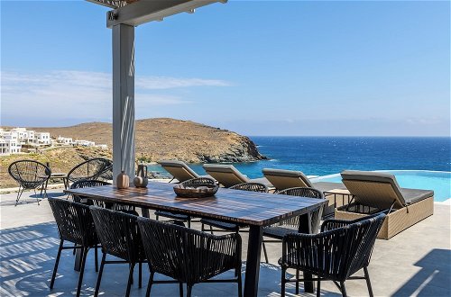 Photo 23 - Mykonos Big Blue Villas & Suites At The Seaside