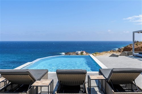 Photo 13 - Mykonos Big Blue Villas & Suites At The Seaside