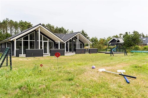 Photo 40 - 14 Person Holiday Home in Blavand
