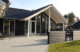 Photo 1 - 14 Person Holiday Home in Blavand