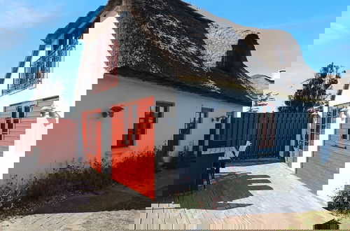 Photo 11 - 8 Person Holiday Home in Blokhus