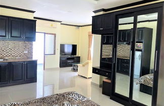 Photo 2 - Large Ground Floor Studio at Baan Suan Lalana