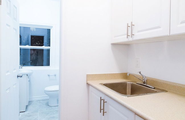 2 Bedroom Apartment near Kensington Market - Unit 9 - Photo 9