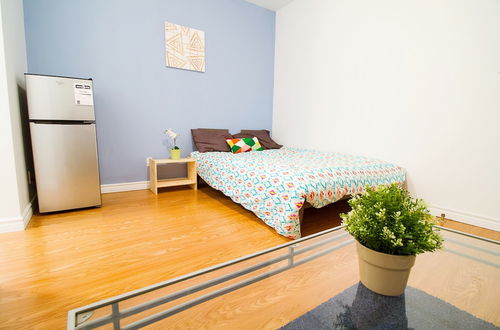 Photo 6 - 2 Bedroom Apartment near Kensington Market - Unit 9