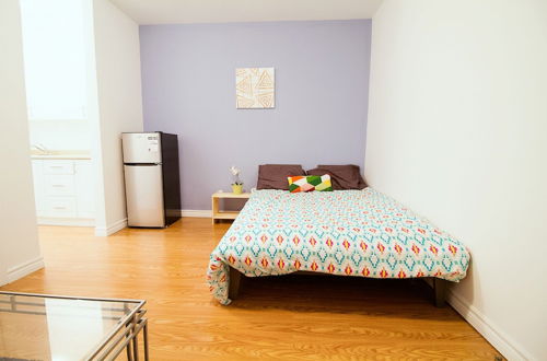 Photo 8 - 2 Bedroom Apartment near Kensington Market - Unit 9