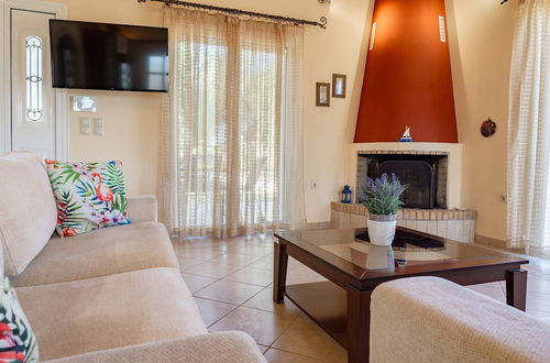 Photo 19 - Villa Stella, 2 Bedrooms, Wifi, Near The Beach