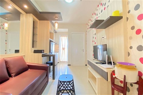 Photo 12 - Cozy And Serene 2Br Apartment At Parahyangan Residence