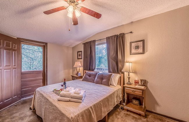 Mockingbird Cabin - Photo 9