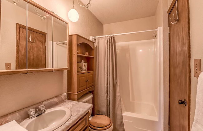 Mockingbird Cabin - Photo 14