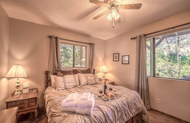 Mockingbird Cabin - Photo 15