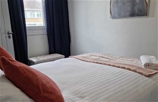 Photo 3 - Remarkable 3-bed Apartment in London
