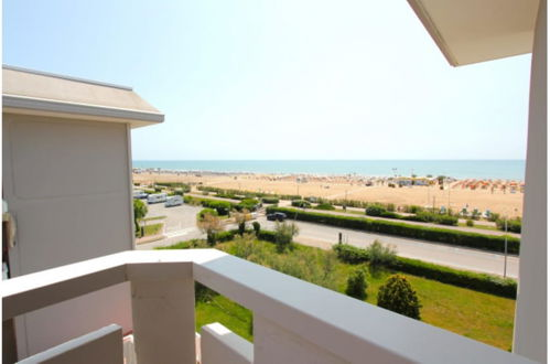 Foto 13 - Amazing Beachfront Apartment - Beahost