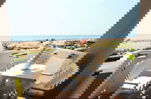 Foto 1 - Amazing Beachfront Apartment-beahost
