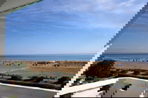 Foto 6 - Amazing Beachfront Apartment-beahost