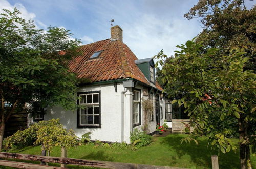 Photo 28 - Fairytale Cottage in Nes Friesland With Garden