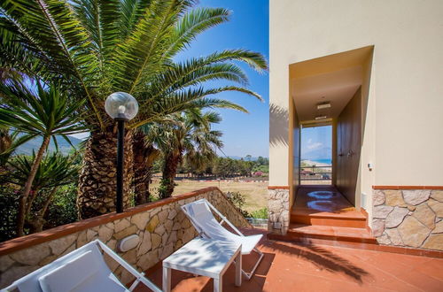 Foto 45 - Villa Esmeralda, Exclusive Beachfront Villa