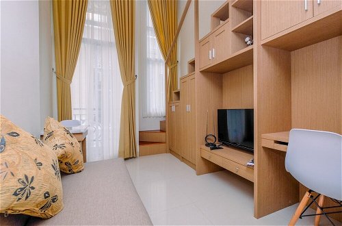 Foto 5 - Elegant And Comfy Studio Loft Apple 1 Condovilla Apartment