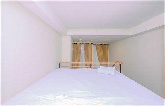 Photo 3 - Elegant And Comfy Studio Loft Apple 1 Condovilla Apartment