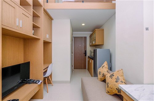 Foto 11 - Elegant And Comfy Studio Loft Apple 1 Condovilla Apartment