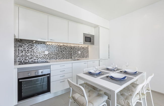 Correeira Luxury Residence T2 A - Albufeira, Pools, Wifi, Bbq, Beach - Foto 8