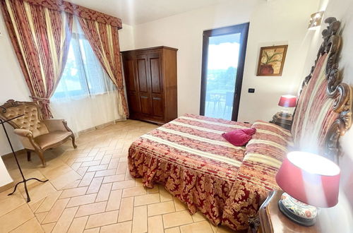 Foto 3 - Pool and Jacuzzi - Charming Villa in Umbria - Sleeps 24 - Lake View