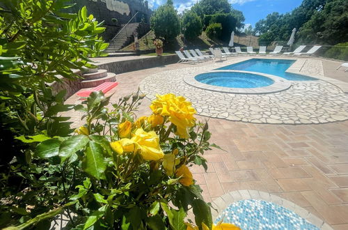 Foto 61 - Pool and Jacuzzi - Charming Villa in Umbria - Sleeps 24 - Lake View