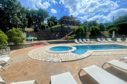 Photo 55 - Pool and Jacuzzi - Charming Villa in Umbria - Sleeps 24 - Lake View