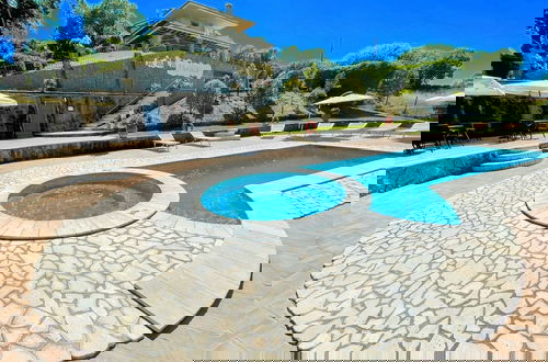 Foto 71 - Pool, Jacuzzi and Events Room - Charming Villa in Umbria - Sleeps 24 - Lake View