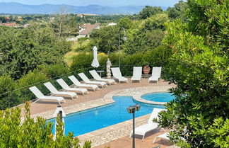 Photo 1 - Pool and Jacuzzi - Charming Villa in Umbria - Sleeps 24 - Lake View