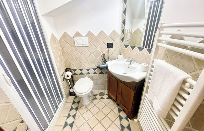 Pool, Jacuzzi and Events Room - Charming Villa in Umbria - Sleeps 24 - Lake View - Foto 55