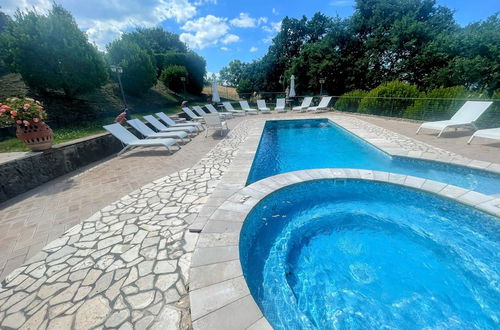 Photo 50 - Pool and Jacuzzi - Charming Villa in Umbria - Sleeps 24 - Lake View