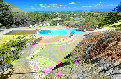 Foto 75 - Pool, Jacuzzi and Events Room - Charming Villa in Umbria - Sleeps 24 - Lake View