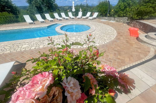 Photo 65 - Pool and Jacuzzi - Charming Villa in Umbria - Sleeps 24 - Lake View