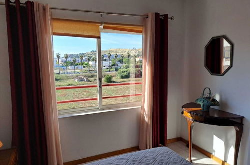 Photo 3 - Remarkable 1 Bed Apartment in Costa da Caparica