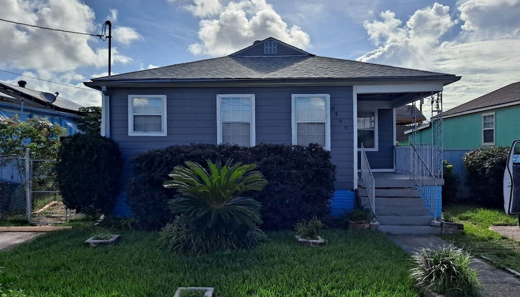 Photo 1 - 3-2 Gentilly Gem Close to Everything