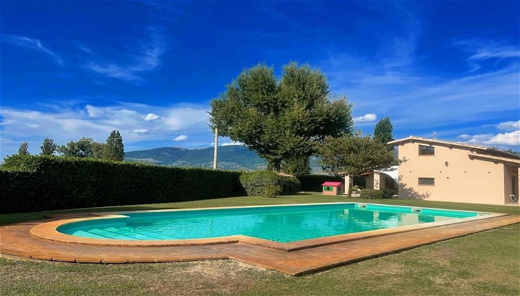 Photo 1 - Spello By The Pool - Sleeps 11 - Large Pool and Amenities in Italy - air con