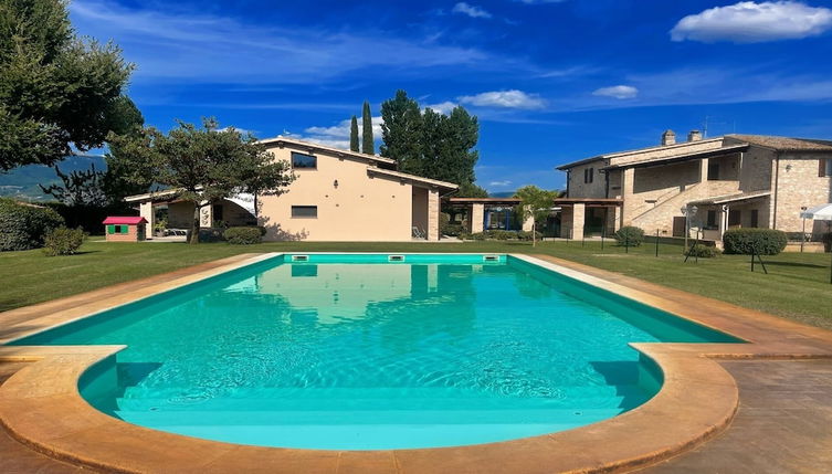 Foto 1 - Spello By The Pool - Sleeps 11, Italy - Large Private Pool - Aircon - Wifi